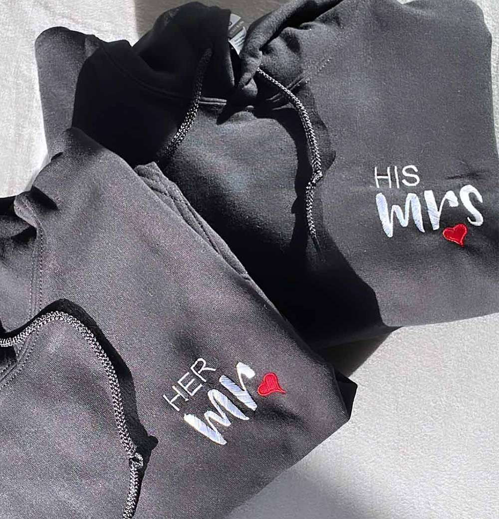Mr and Mrs Couple Hoodie - Image 5
